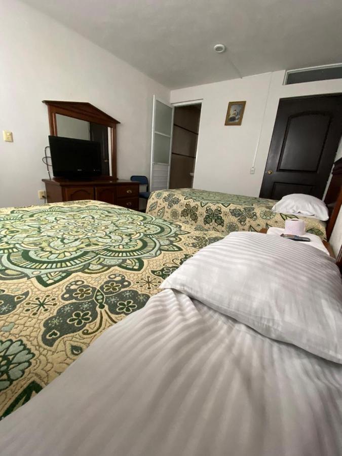 Hotel Posada De Belen Морелия Экстерьер фото