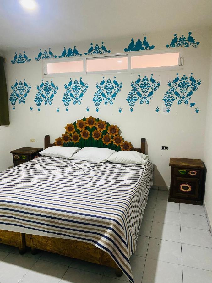 Hotel Posada De Belen Морелия Экстерьер фото